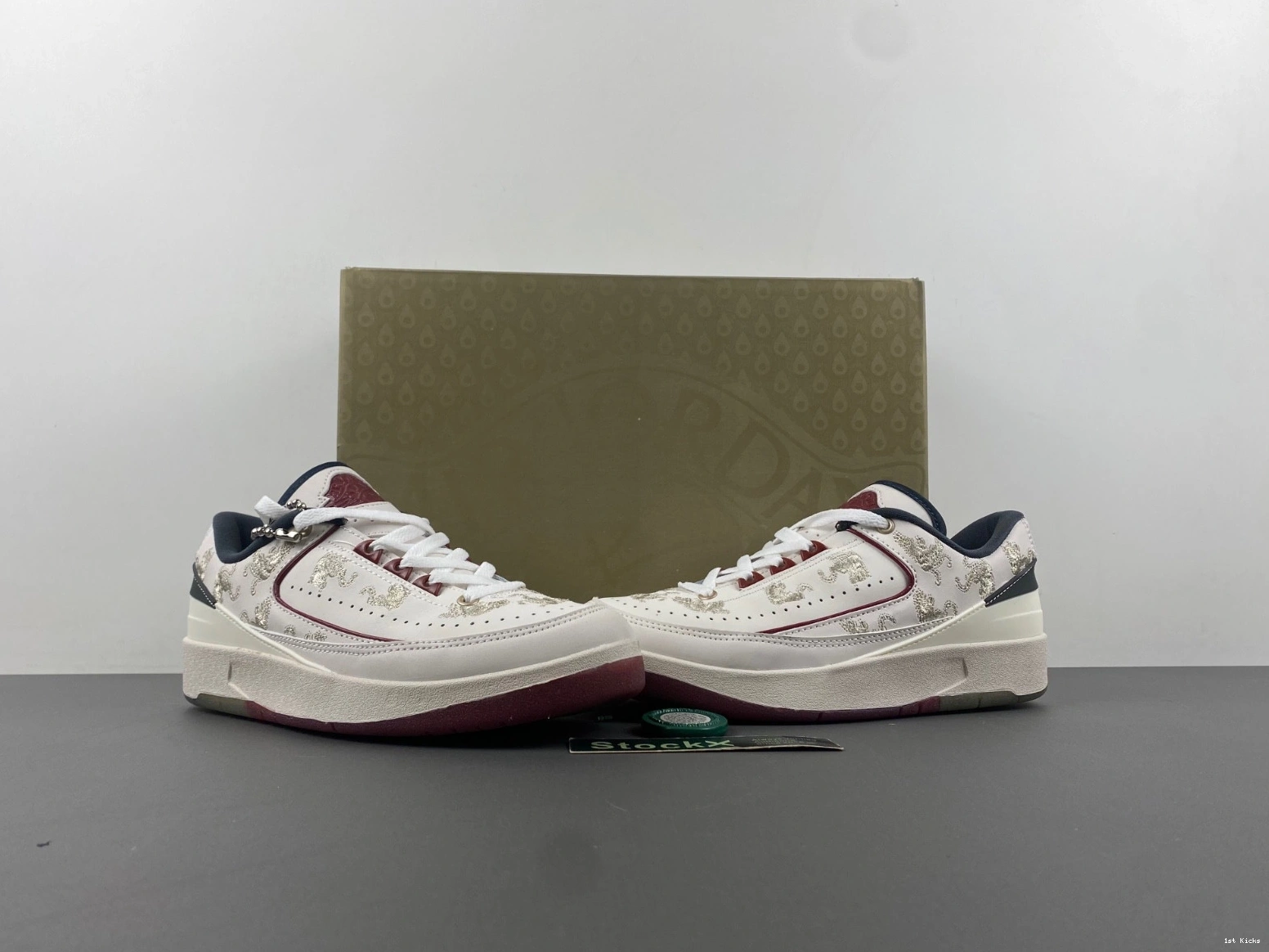 the Dragon Year Retro Men's - Low FJ3468-100 2 Jordan of 0512